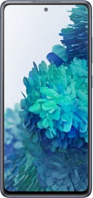 Телефон Samsung Galaxy S20 Fan Edition